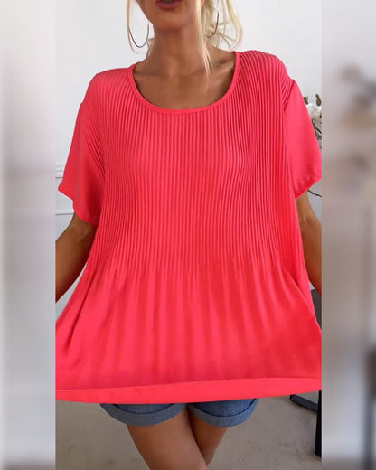 Plain round-neck pleated blouse