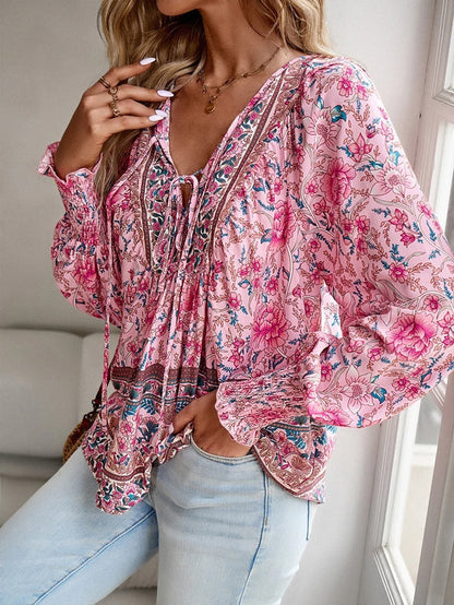 CHIARA | STYLISH FLORAL BLOUSE