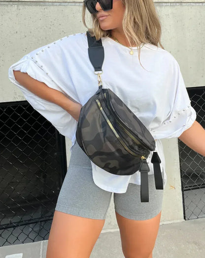 Bella - OVERSIZED T-SHIRT WITH STUDS